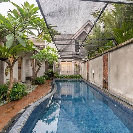 Appartamento Surfer Garden Sanur Esterno foto